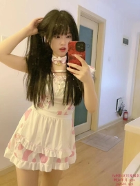 花都甜甜娇小萝莉